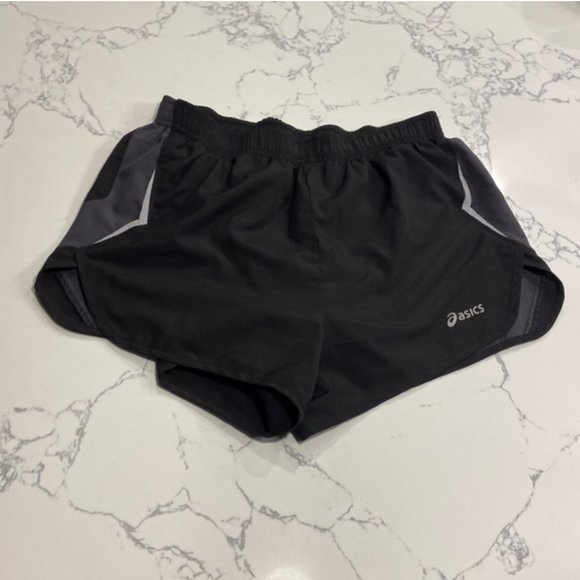 Asics Pants - ✨Black ASICS running shorts with lining
